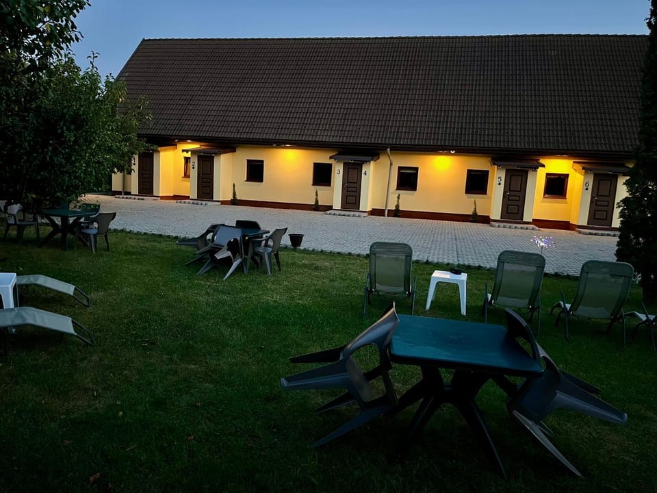 Garden Inn Hostel in Moldova
