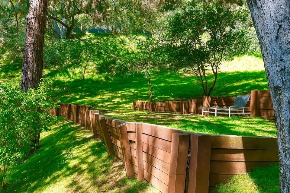 Patio, Day, Natural landscape, Garden, Balcony/Terrace, Garden view