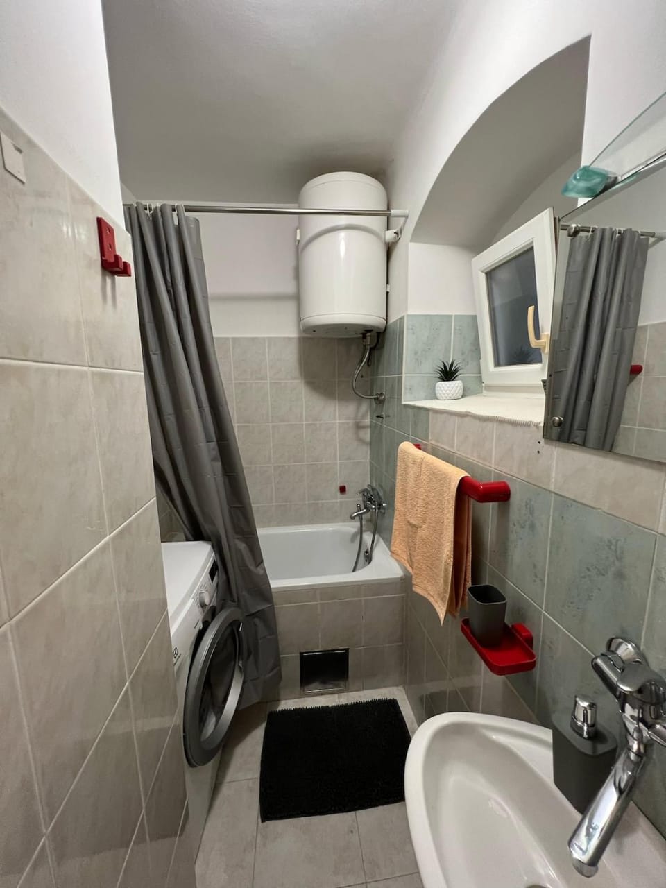 Sweet Home in the old city center of Varos Apartment in Split