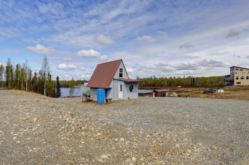 Toilet, Property building, Day, Natural landscape
