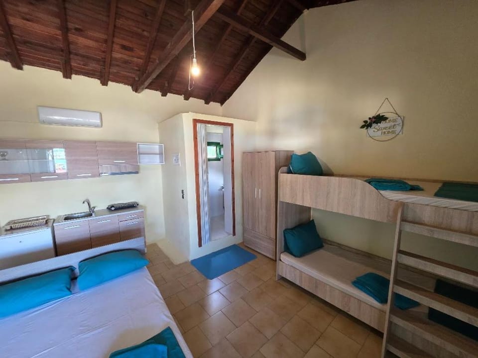 Photo of the whole room, Bedroom, bunk bed, air conditioner