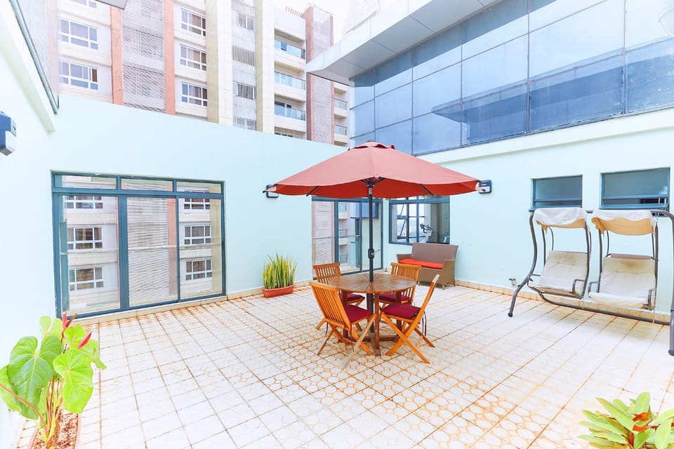 Balcony/Terrace, Swimming pool