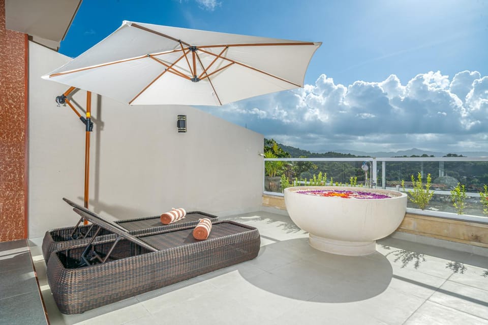 Patio, Day, Natural landscape, View (from property/room), Balcony/Terrace, Garden view, Landmark view, Mountain view, Sea view, sunbed