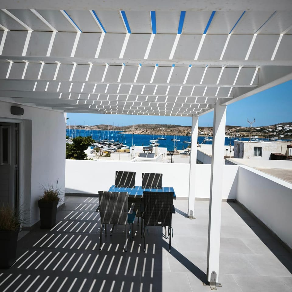 Room with a view Apartment in Paros