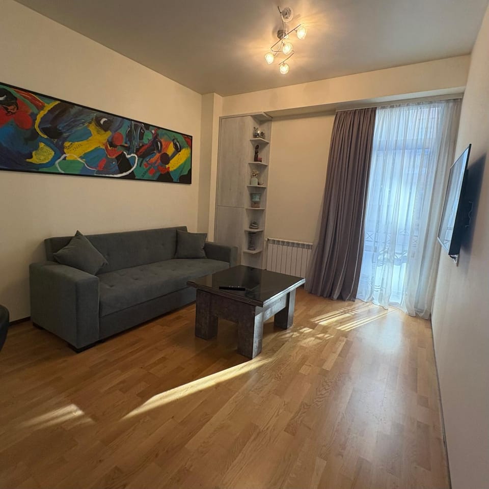 Communal lounge/ TV room, TV and multimedia, Living room, Seating area