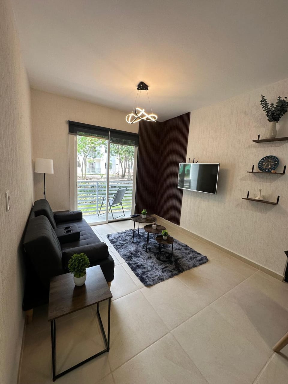 Communal lounge/ TV room, TV and multimedia, Living room, Photo of the whole room