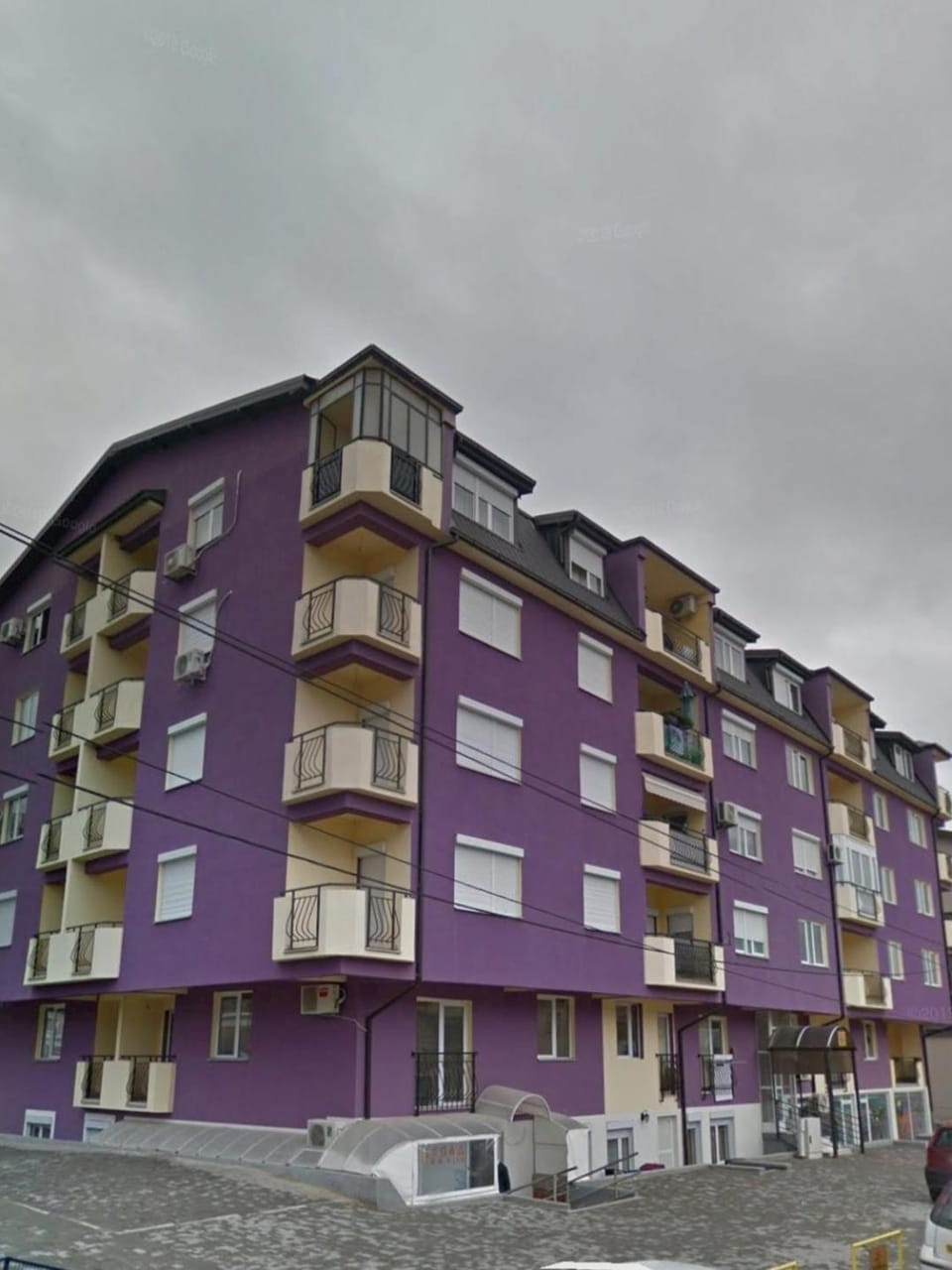 Property building, Neighbourhood, Location, Parking