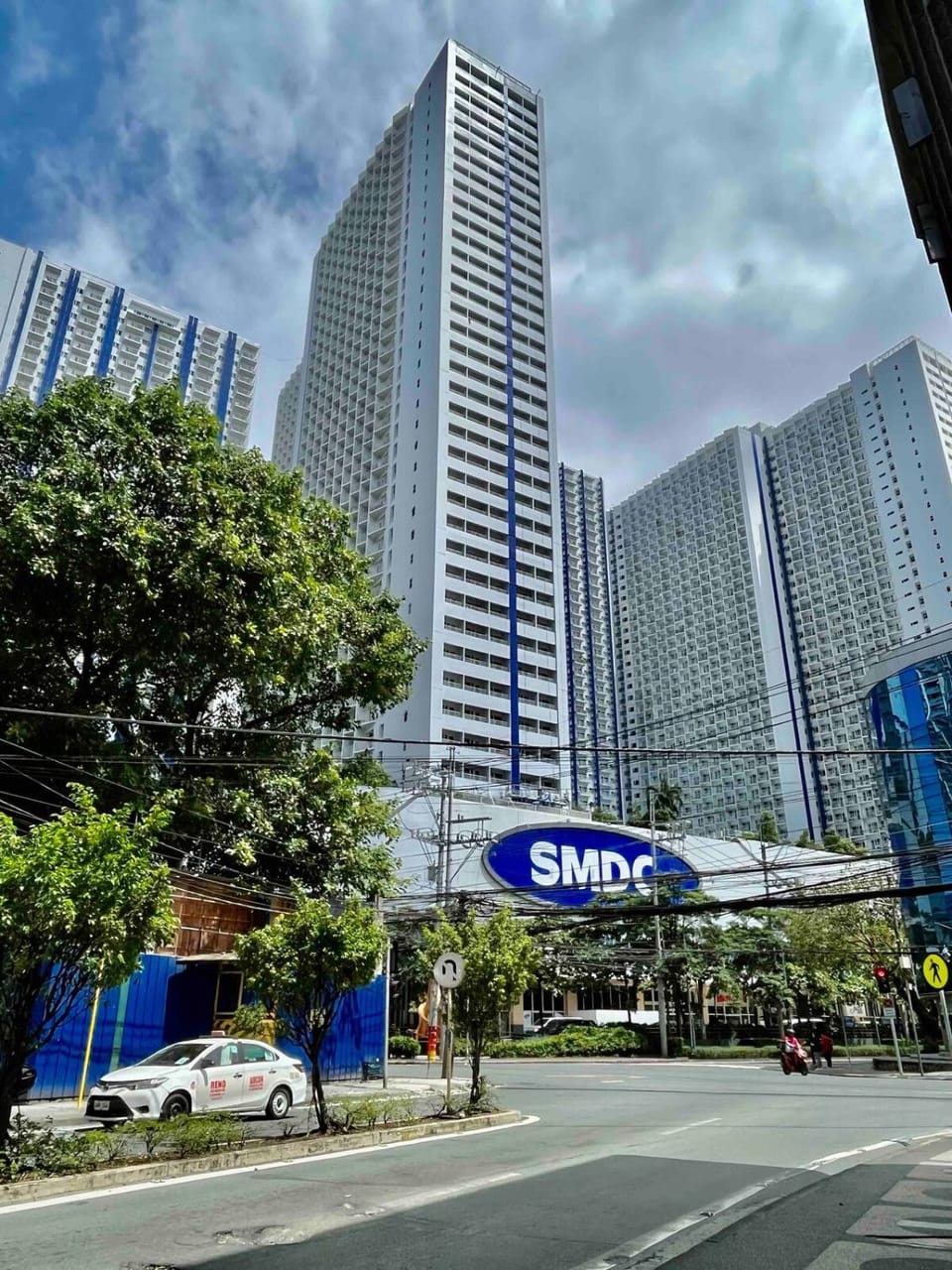 JC Condo,1BR Jazz Bel-air Makati, POOLVIEW, TRIDENT Apartment in Makati