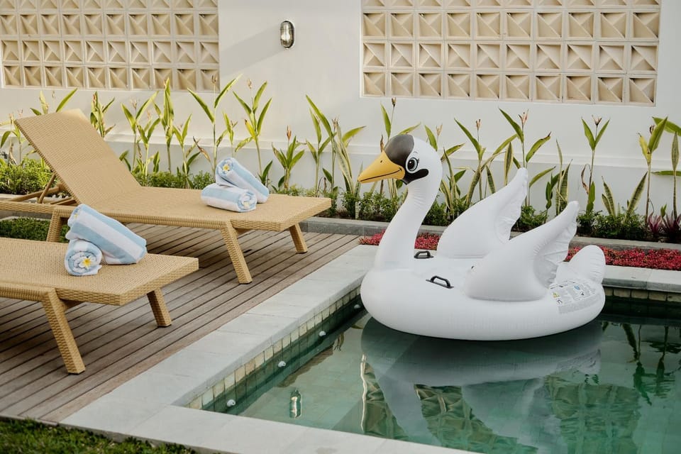 Day, Garden, Garden view, Pool view, Swimming pool, sunbed