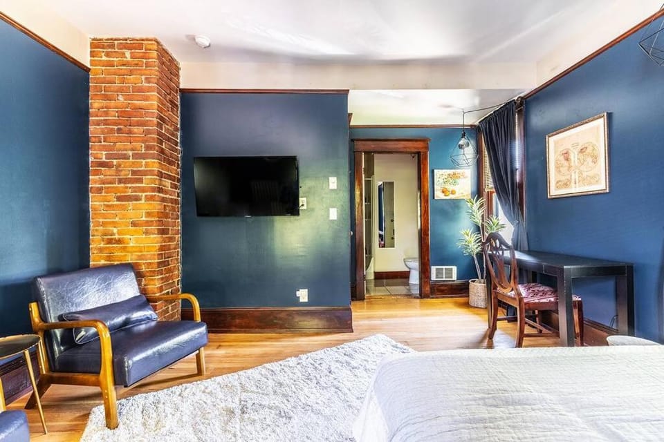 Charming B&B Studio in Capitol Hill Room 1 House in Capitol Hill