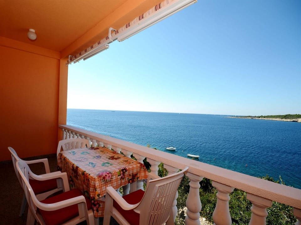 View (from property/room), Balcony/Terrace