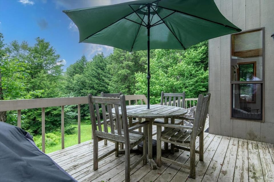 Beautiful Stratton Vacation Home House in South Londonderry