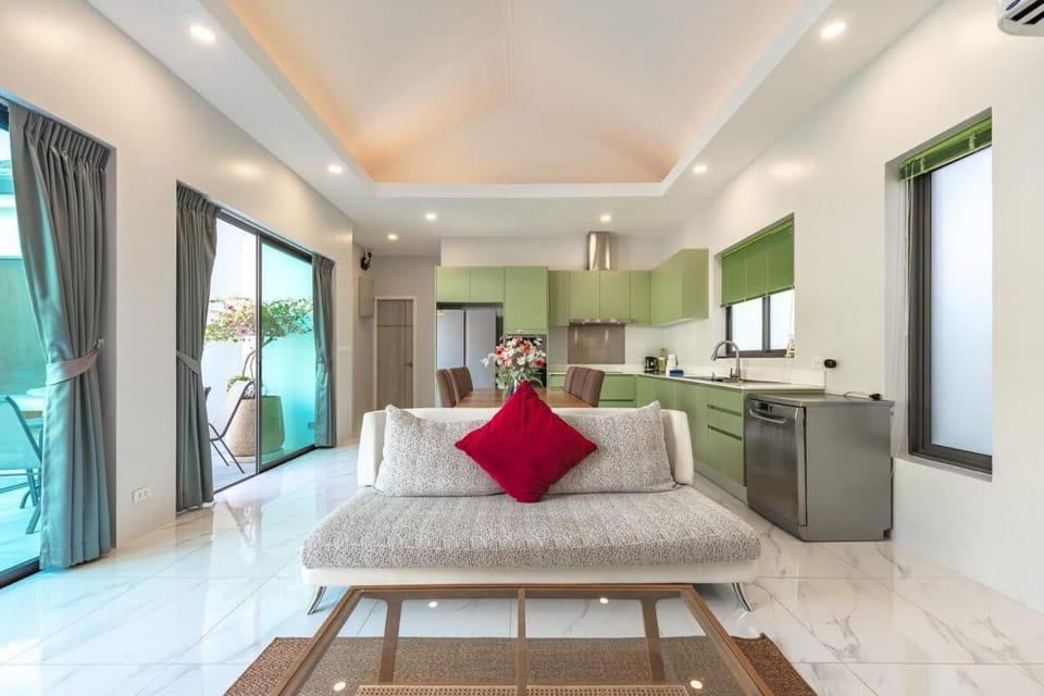 Kitchen or kitchenette, Living room, Seating area, Dining area, dishwasher, oven, stove