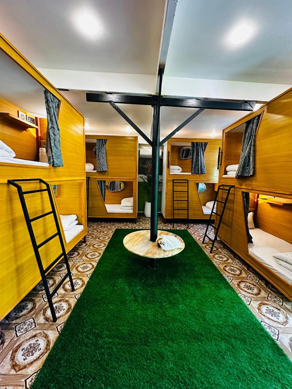 Photo of the whole room, bunk bed