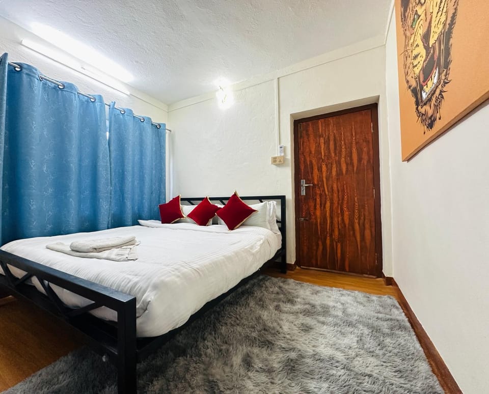 hotel yog - Budget Backpacker Stay With Yoga in Thamel, Kathmndu Capsule hotel in Kathmandu