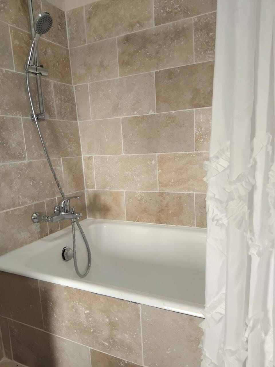 Studio Lysandre Apartment in Occitanie