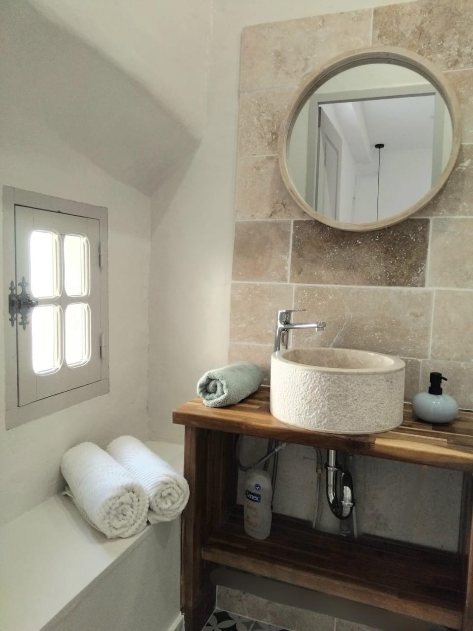 Studio Lysandre Apartment in Occitanie