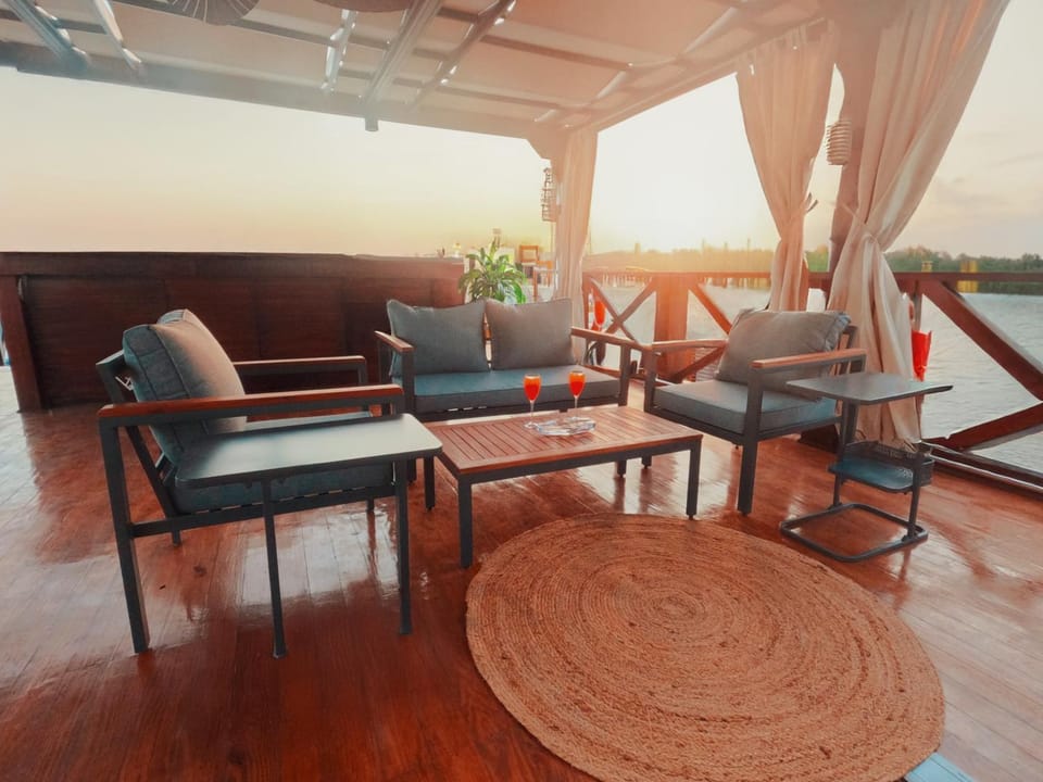 Balcony/Terrace, Seating area