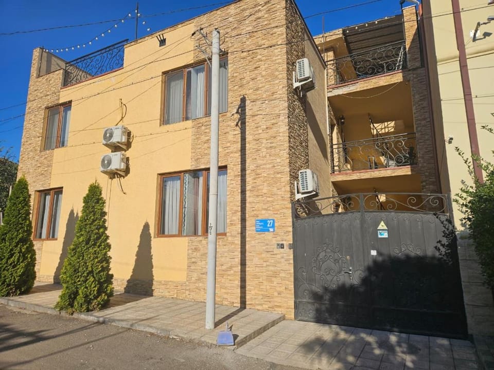 Property building, Day