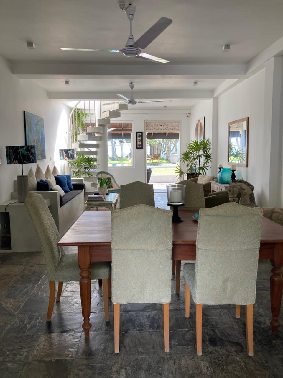 Reef House Bed and Breakfast in Kamburugamuwa