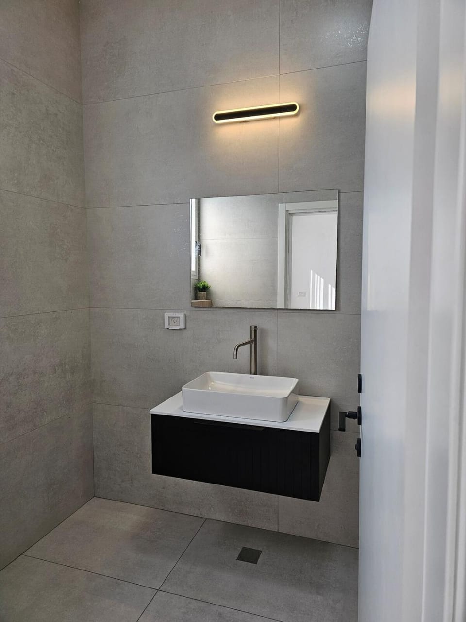 יחידת האירוח- הבית מול השדות בחפץ חיים Apartment in South District