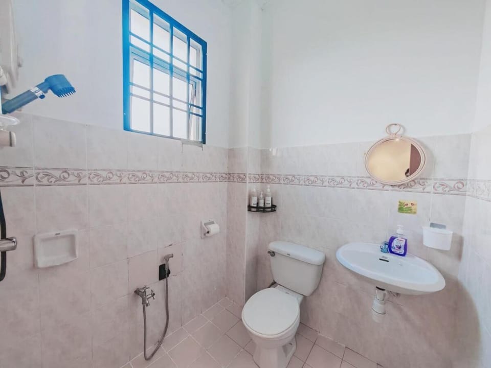 Warm family suites at Setia Indah near Austin House in Johor Bahru