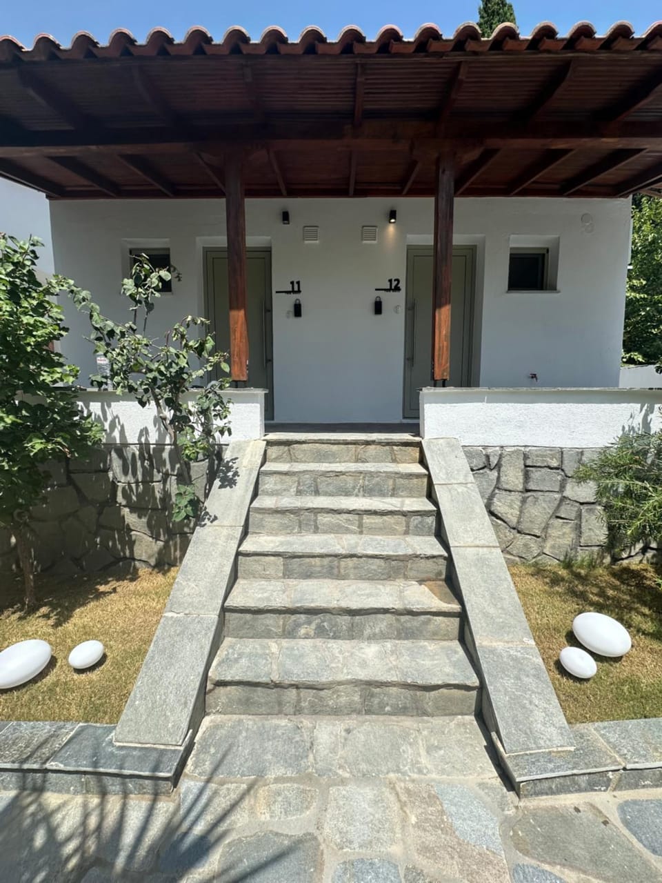 Property building, Facade/entrance