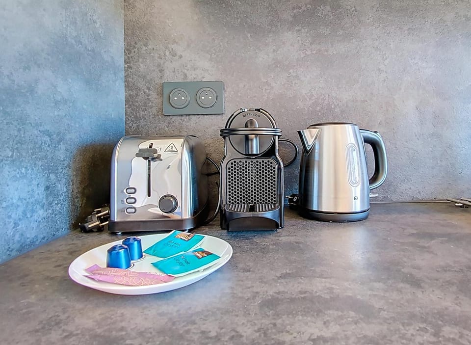 Coffee/tea facilities, Kitchen or kitchenette, toaster
