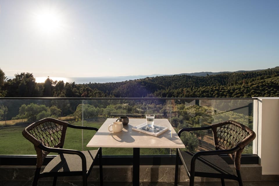 Natural landscape, View (from property/room), Balcony/Terrace, Mountain view, Sea view