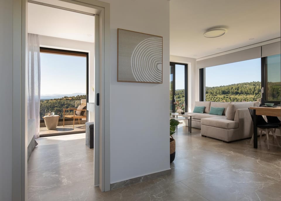 Patio, Bed, Day, Natural landscape, View (from property/room), Balcony/Terrace, Living room, Photo of the whole room, Seating area, Dining area, Bedroom