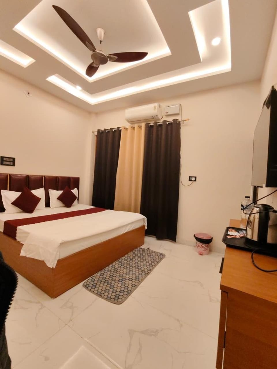 Shivam palace Ayodhya walking distance Ram mandir Vacation rental in Uttar Pradesh