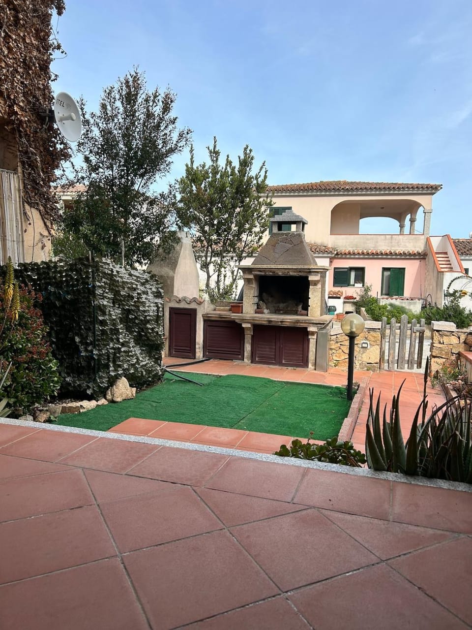 Property building, Garden