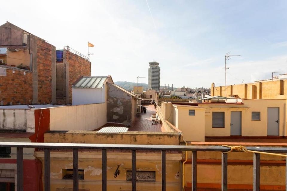 Sunshine Studios Portside Gothic Apartment in Barcelona
