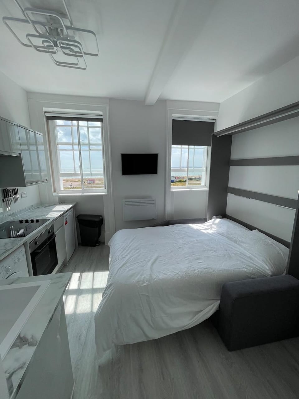 Bed, TV and multimedia, Photo of the whole room, Bedroom, pet friendly