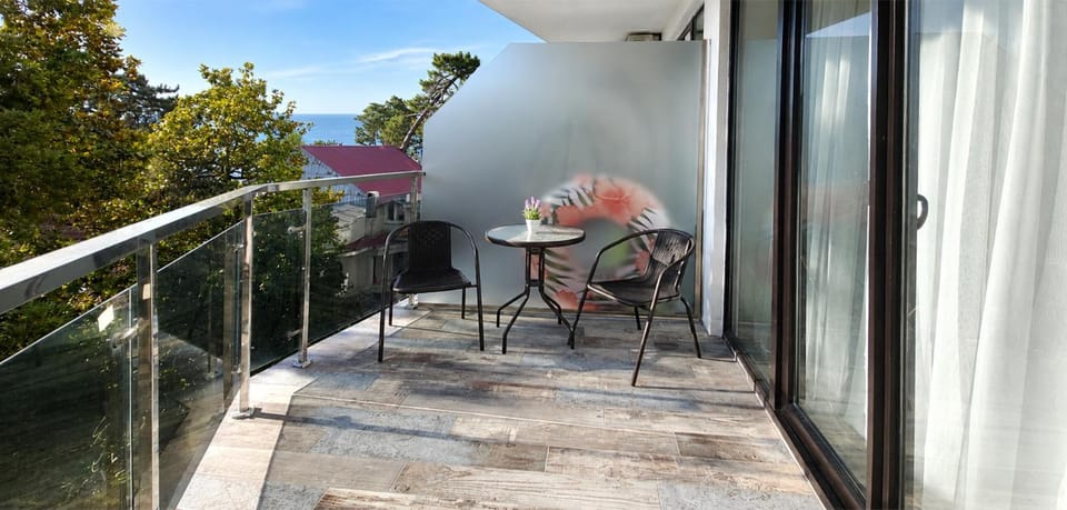 Day, Balcony/Terrace