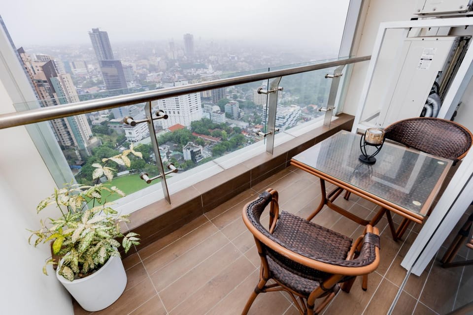Balcony/Terrace, City view