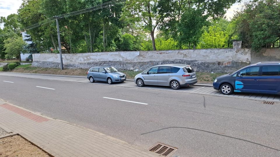 Day, Neighbourhood, Location, Parking