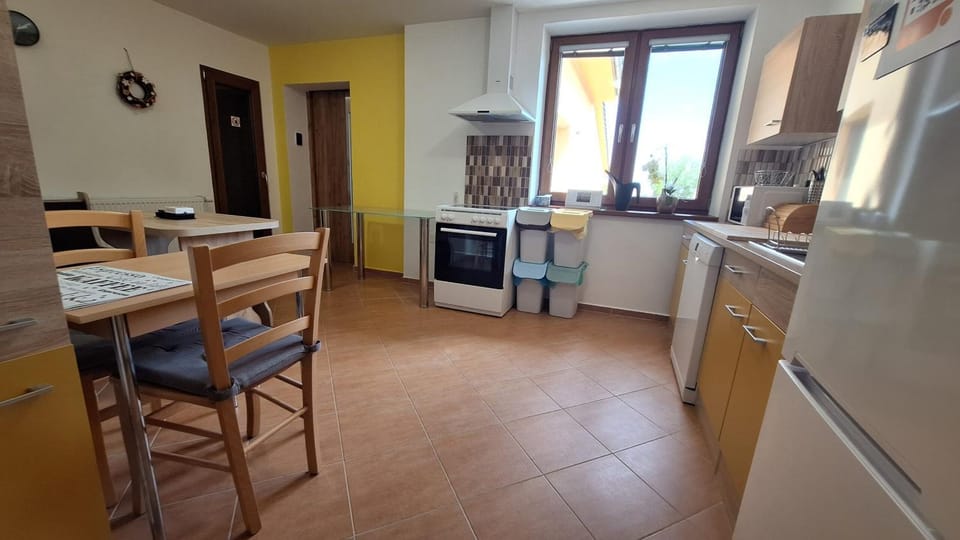 Dining area, Communal kitchen, kitchen