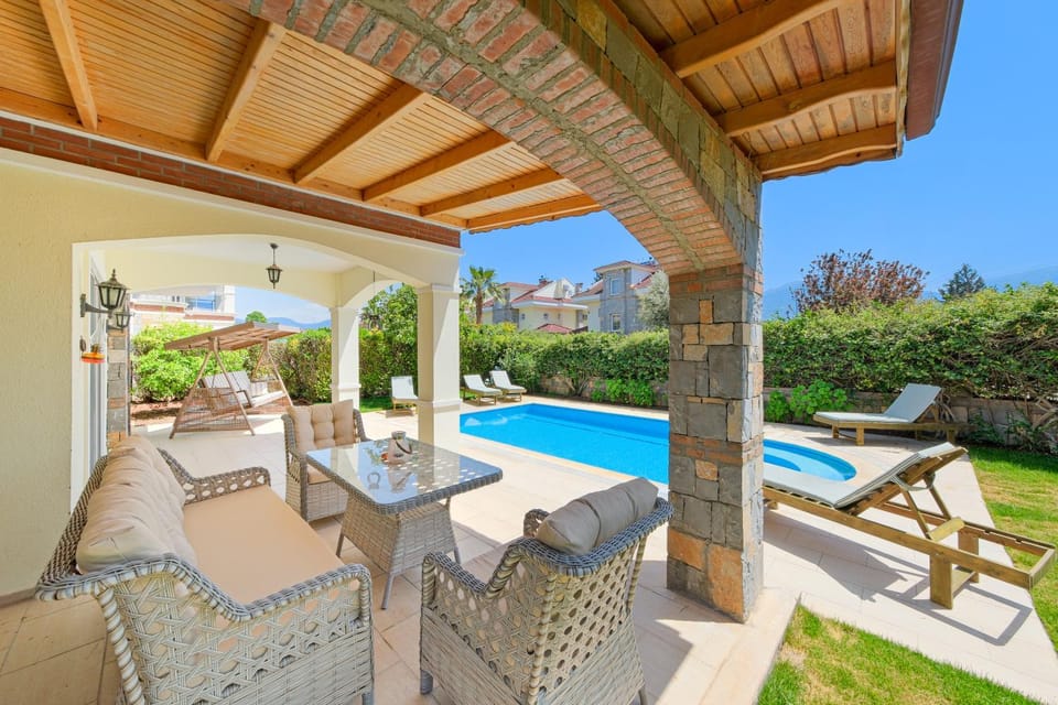 Seating area, Pool view, Swimming pool