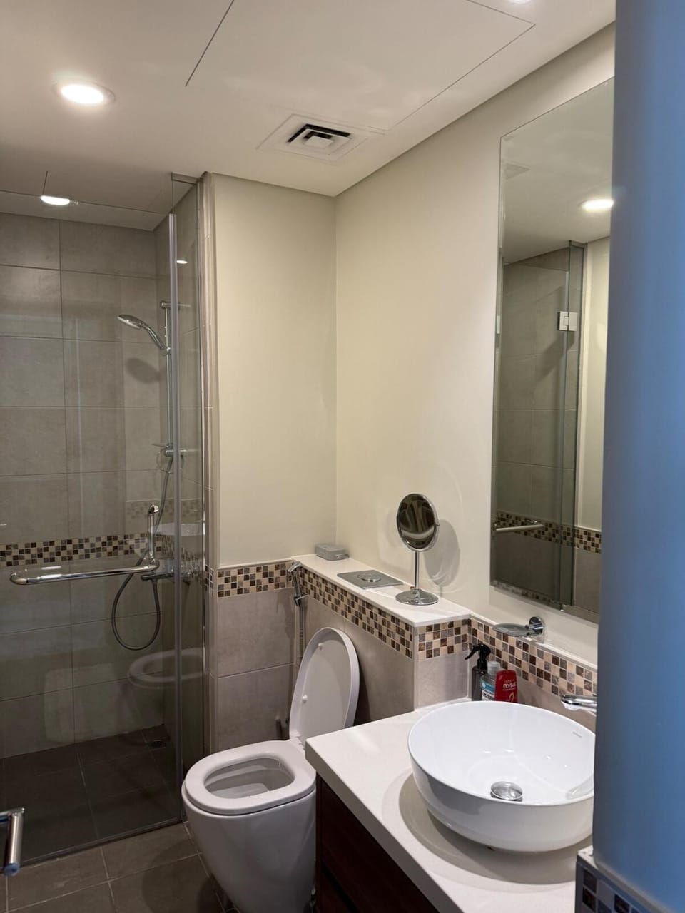 Stylish 1-Bedroom Apartment near burj khalifa Apartment in Dubai