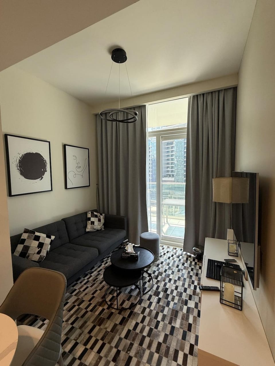 Stylish 1-Bedroom Apartment near burj khalifa Apartment in Dubai