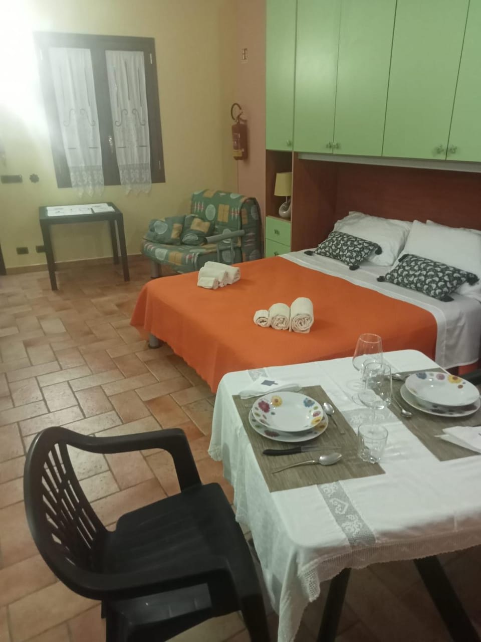 Photo of the whole room