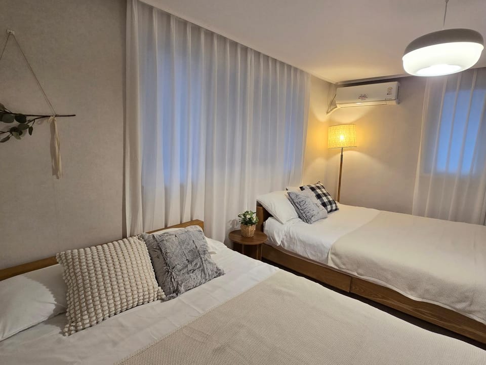 Howl's house Apartment in Seoul