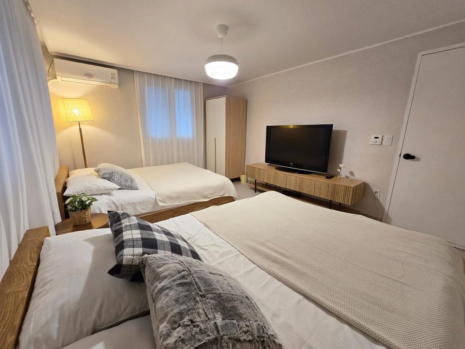 Howl's house Apartment in Seoul