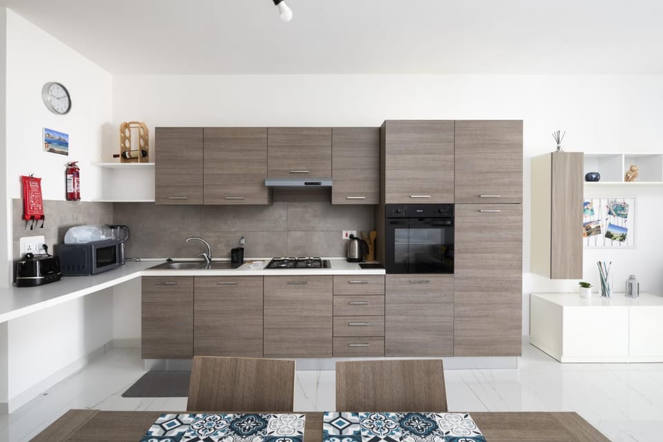 Spacious 3BD Apartment with Country Views & Large Front Terrace with Outside Furniture Apartment in Malta