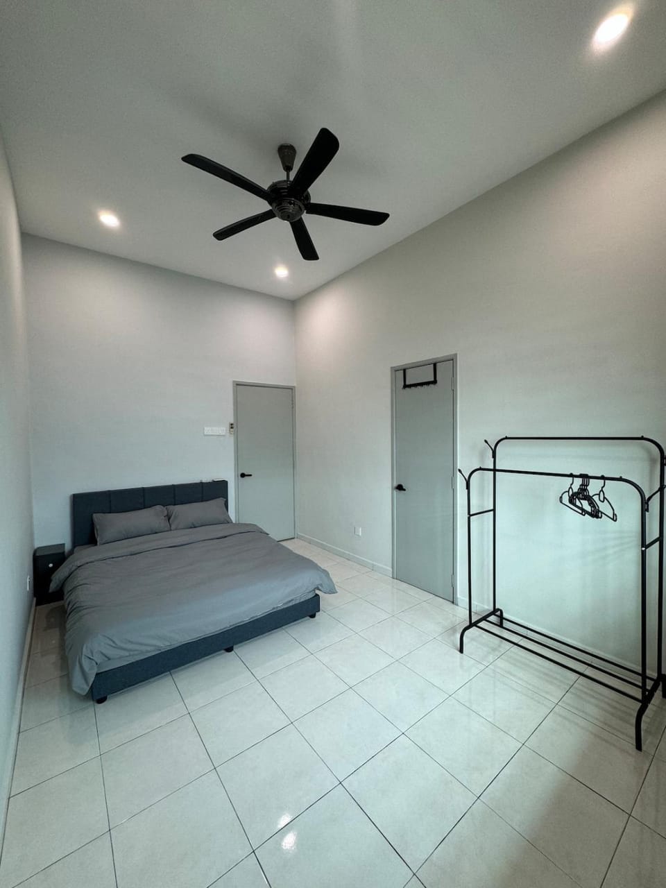 16 pax HB Homestay Raja Uda Ong Yi How Butterworth - Budget Homestay - KTV NETFLIX MAHJONG House in Penang