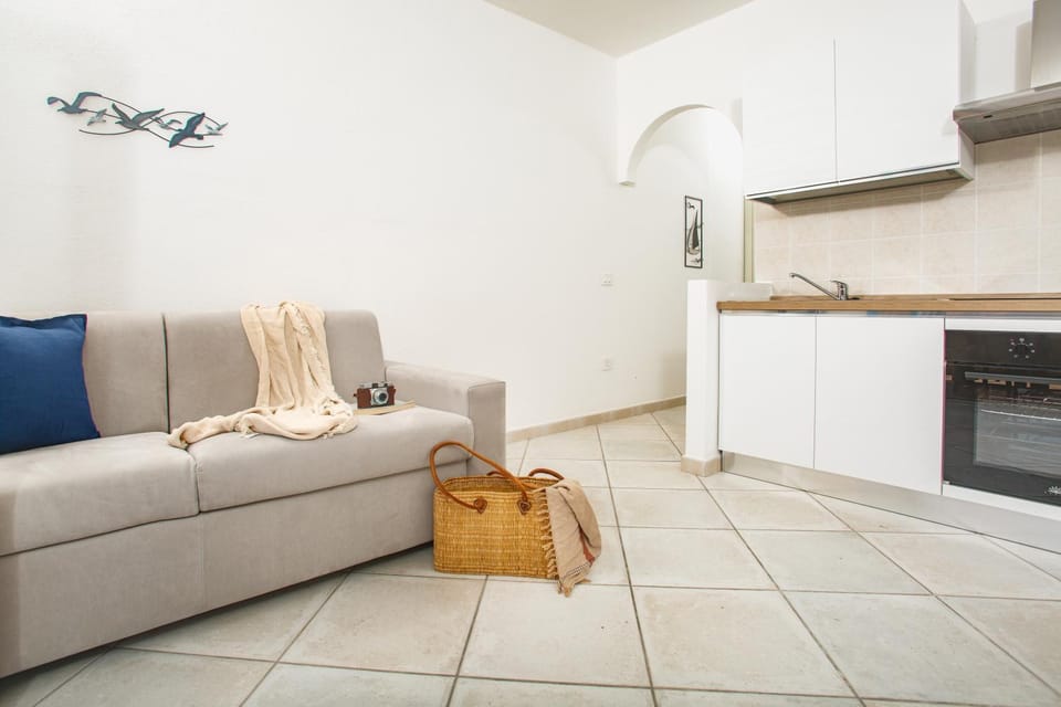 TORO I - 4 Guests Apartment - 30' Porto cervo Apartment in Sardinia