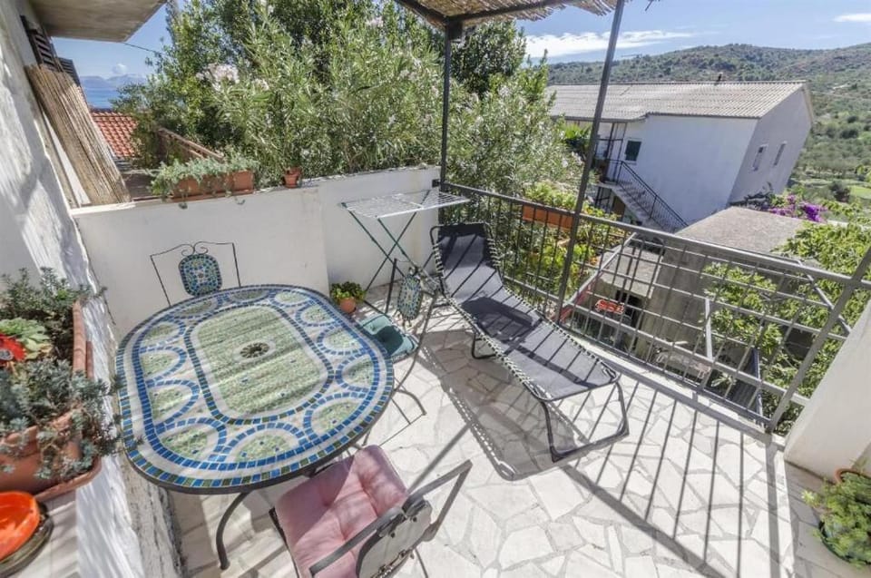 Garden, Balcony/Terrace