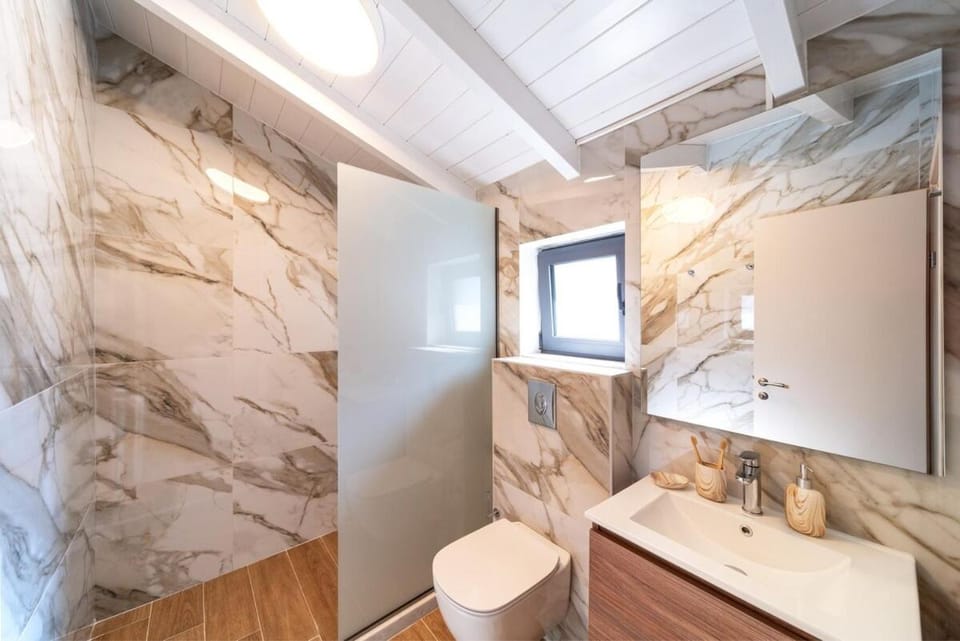 Onour Apartment 1 House in Ialysos