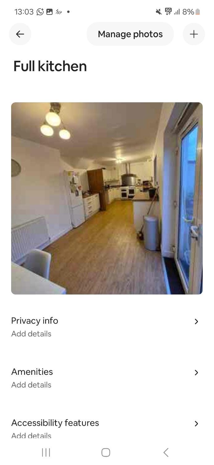 Kitchen or kitchenette